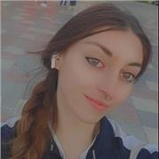 Persona estudiante y trabajadora con inglés C1. 
Clases de inglés adaptadas a cada tipo de nivel y personalizadas a cada persona
